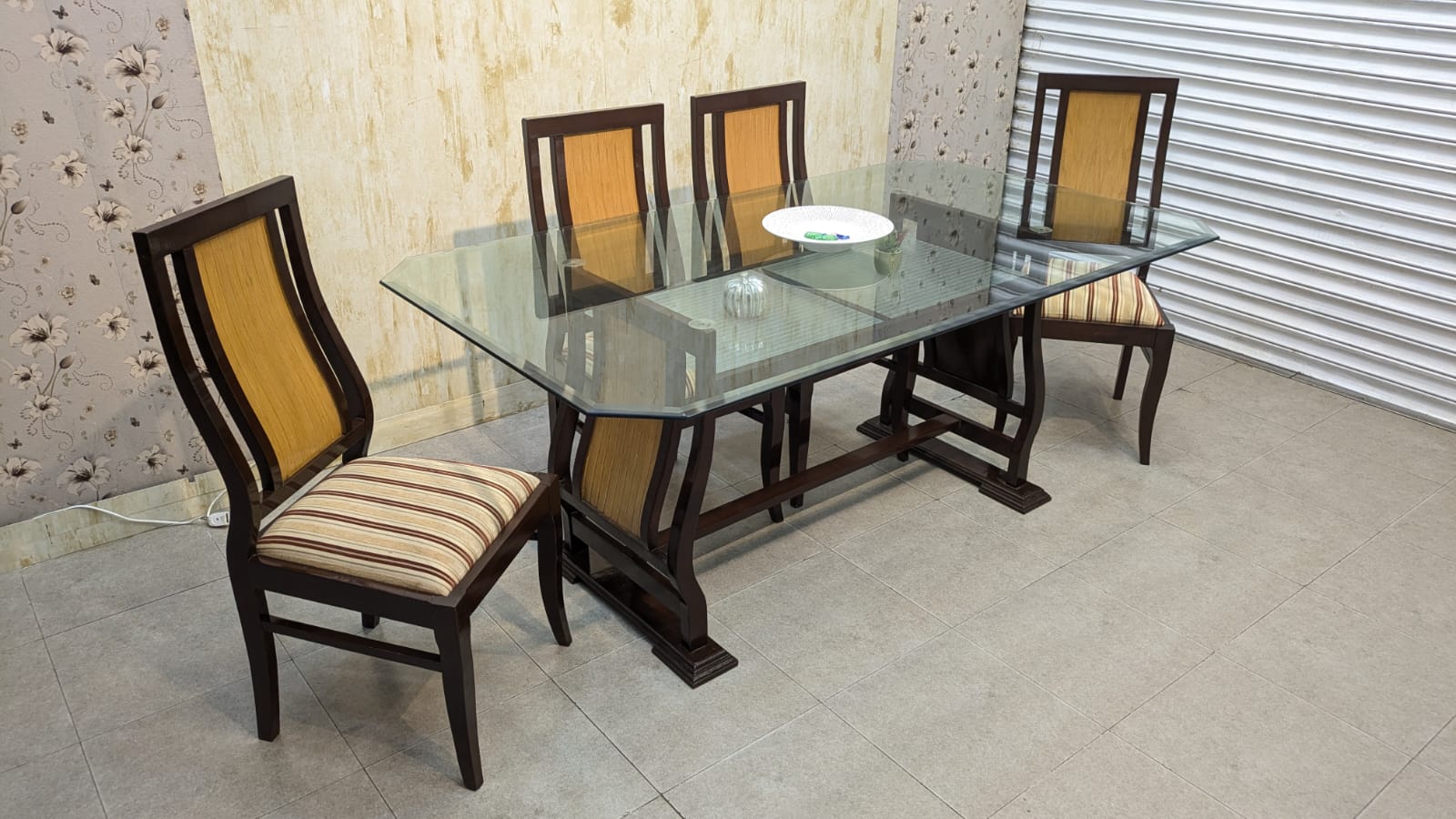 6 Seater Dining Table