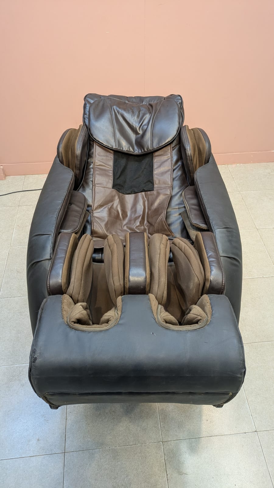 J.C. BUCKMAN MASSAGE CHAIR — RELAX IN LUXURY!