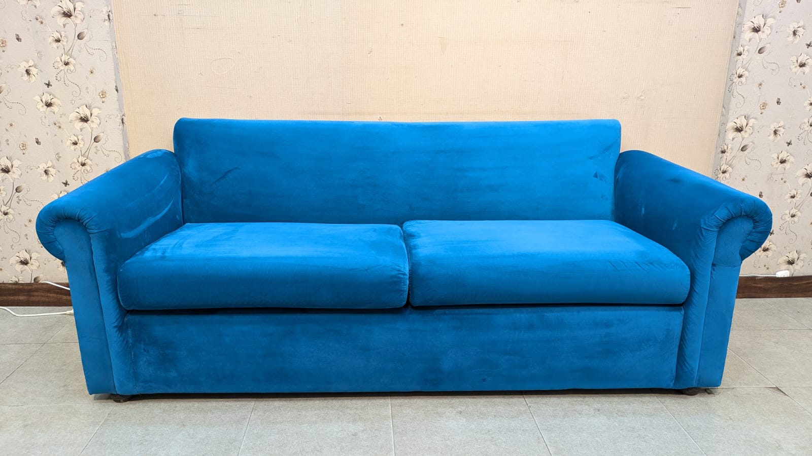 Super Comfortable 3 Seater Sofa