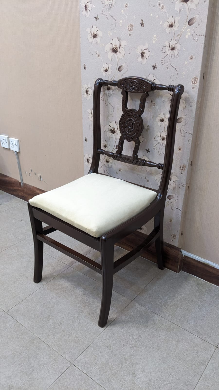 Sheesham Wood 6 Seater Dining Table