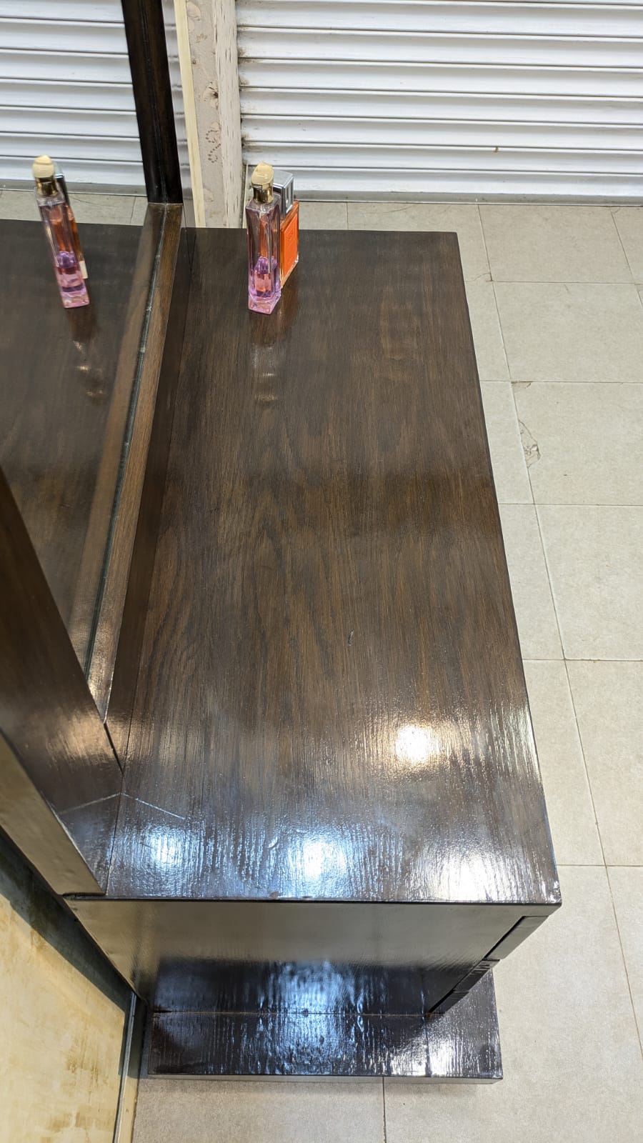 Dressing table