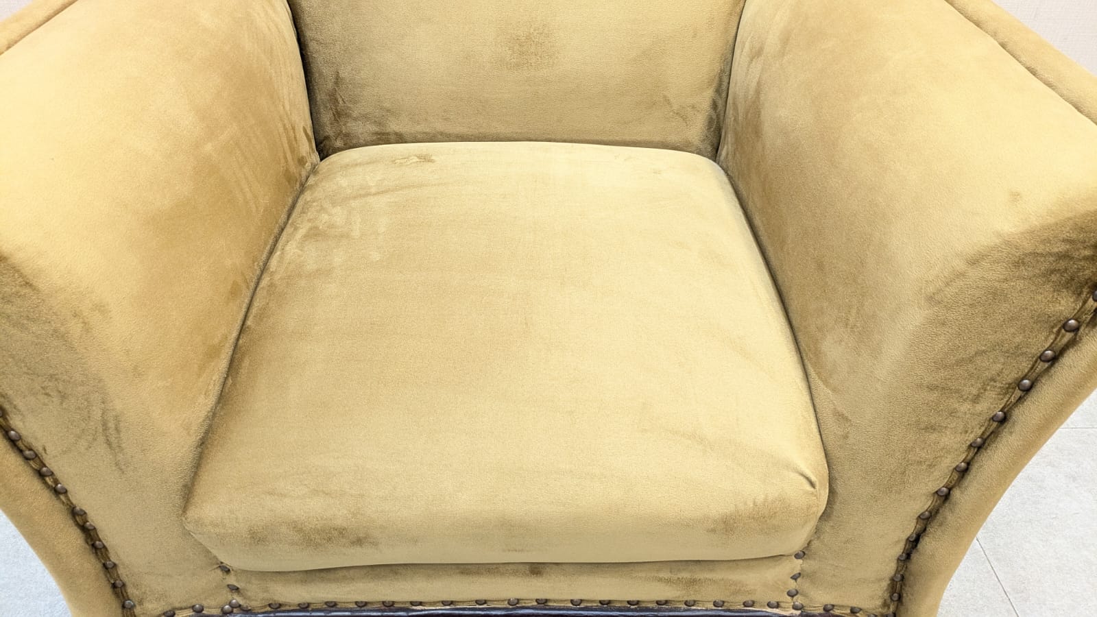 Comfortable 4 Seater Sofa Set