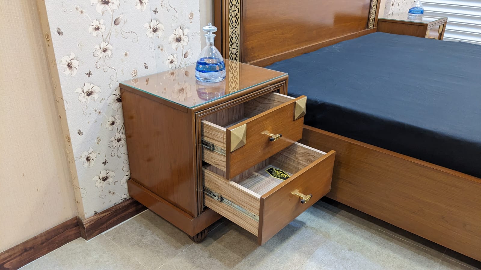 Brand New King Size Bed Set