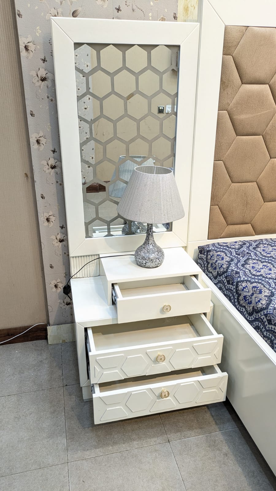 King Size Bed Room Set