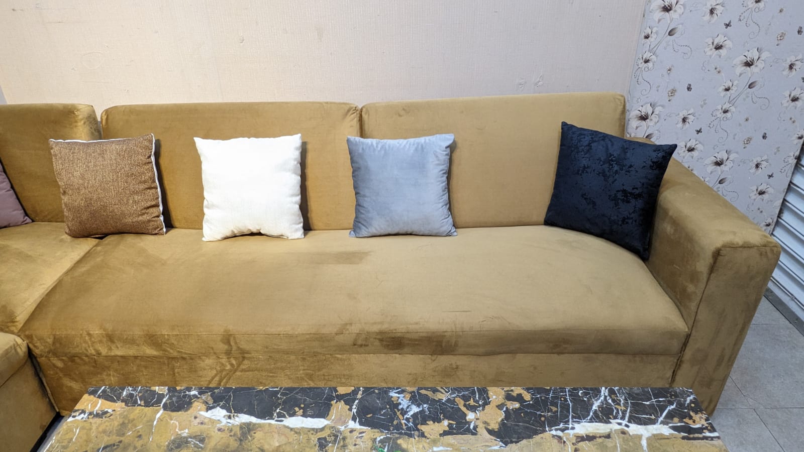 Comfortable 6 Seater L Shape Sofa Set