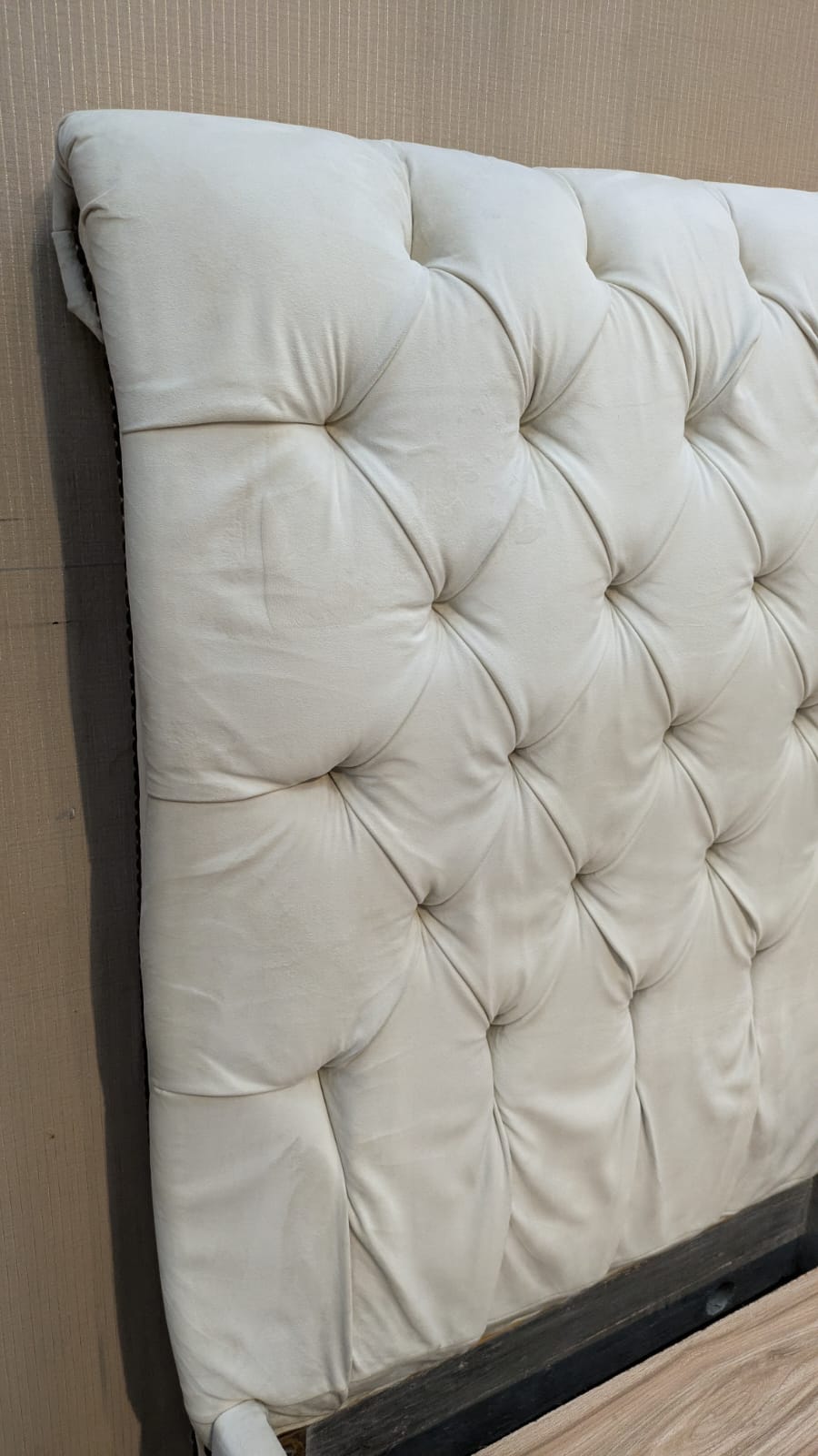 Fully Cushioned Queen Size Bed