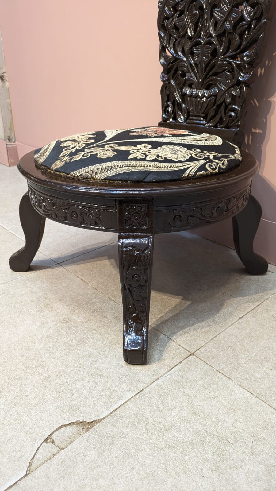 Peri chair