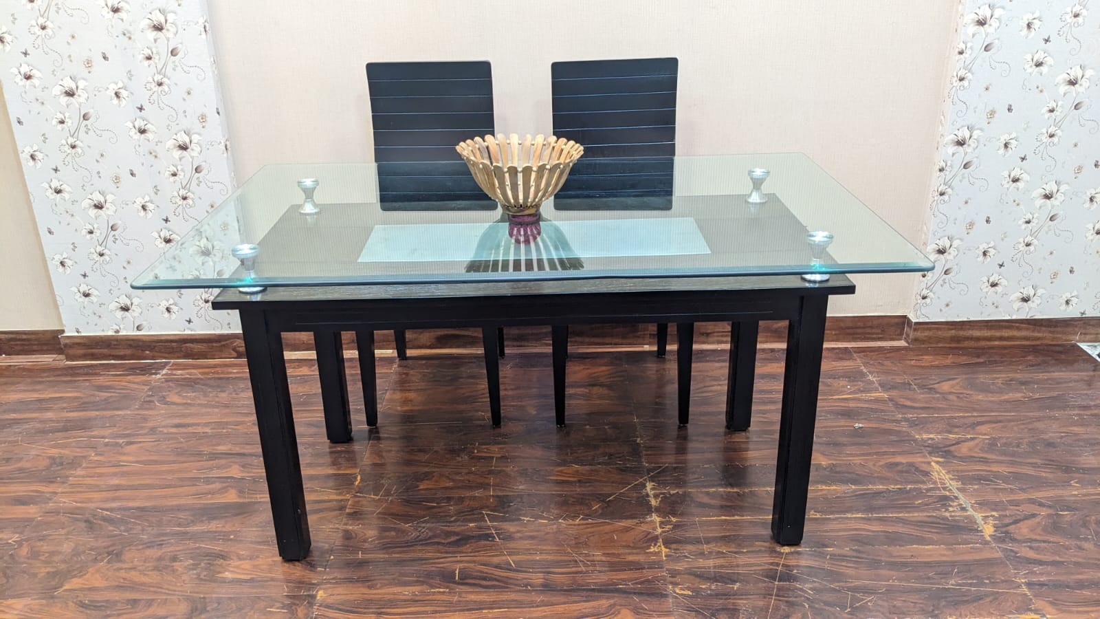 6 Seater Dining Table