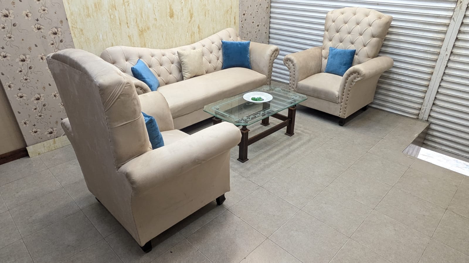 Elegant Design 5 Seater Sofa Set