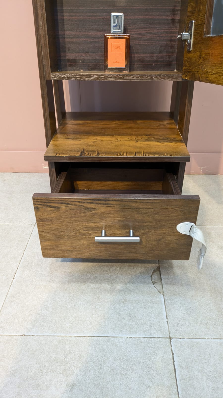 Smart Dressing Table
