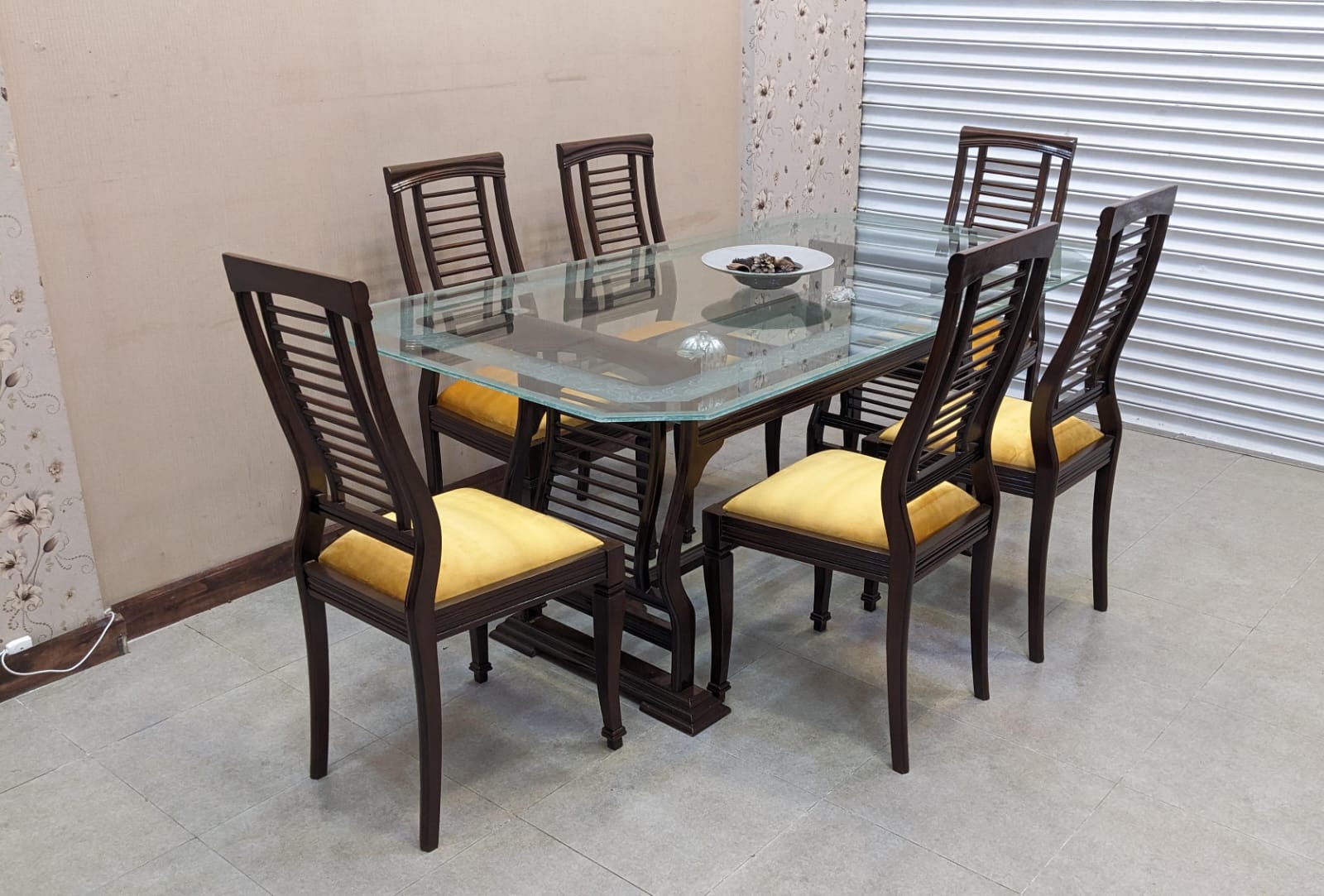 Solid Sheesham Wood 6 Seater Dining Table