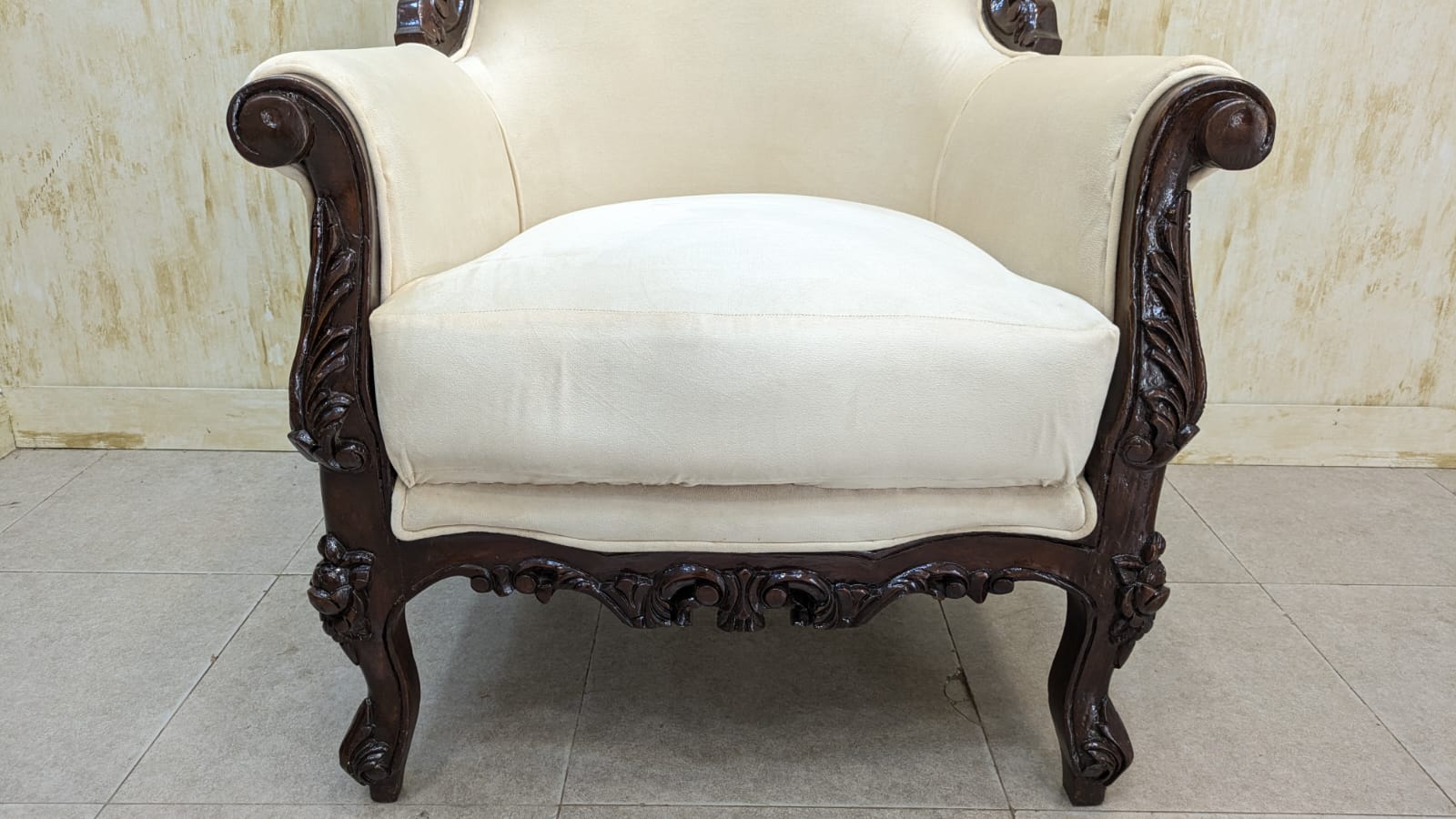 Chinioti 5 Seater Sofa Set