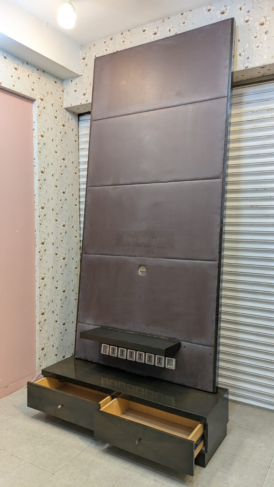 Modern Design TV Wall Unit
