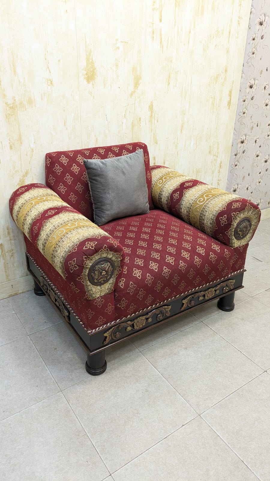 4 Seater Sofa Set