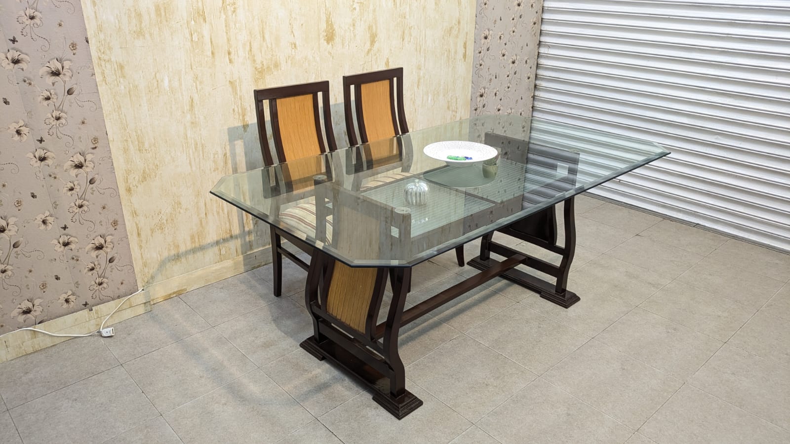 6 Seater Dining Table