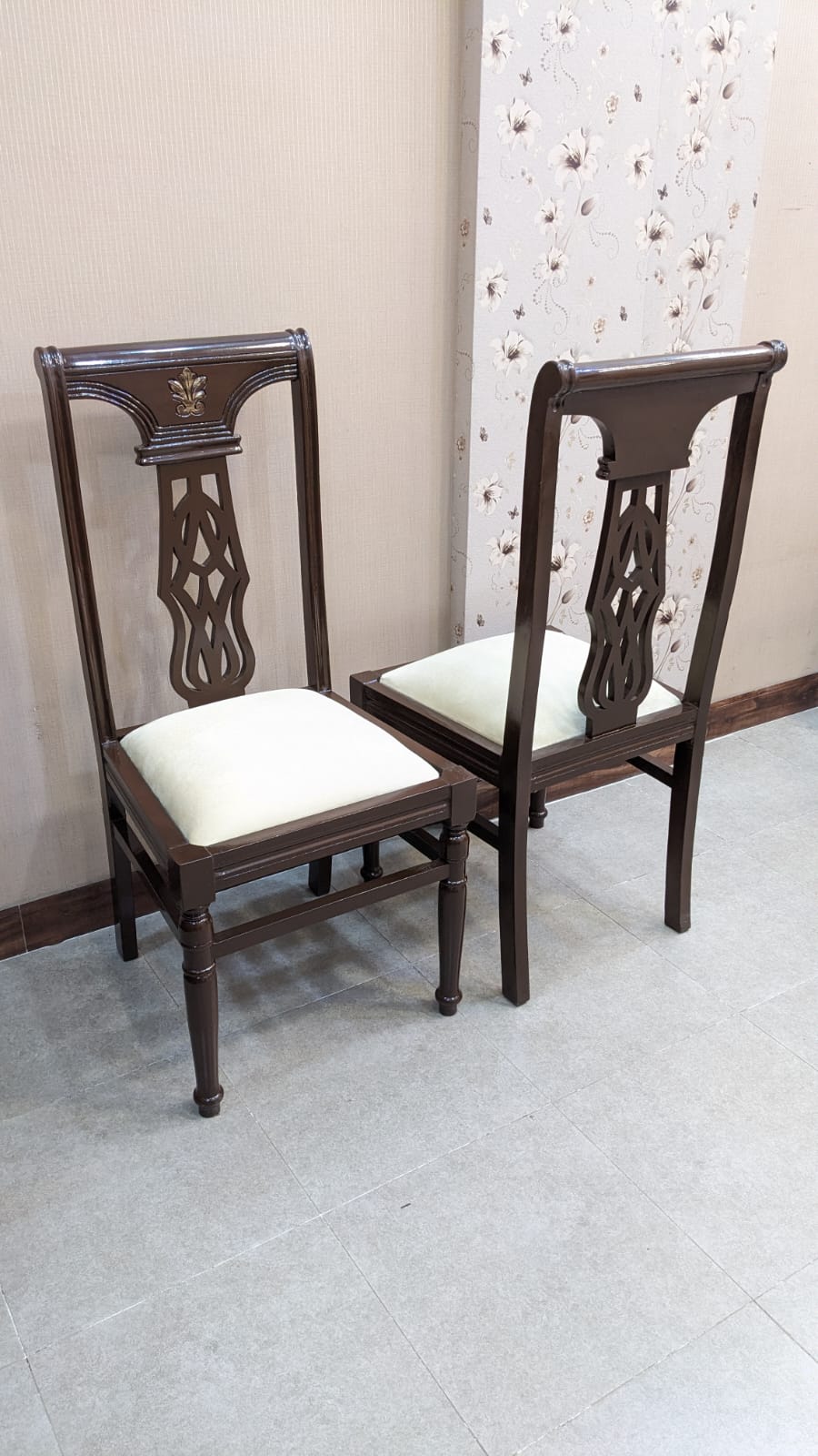 Solid Sheesham Wood 6 Seater Dining Table