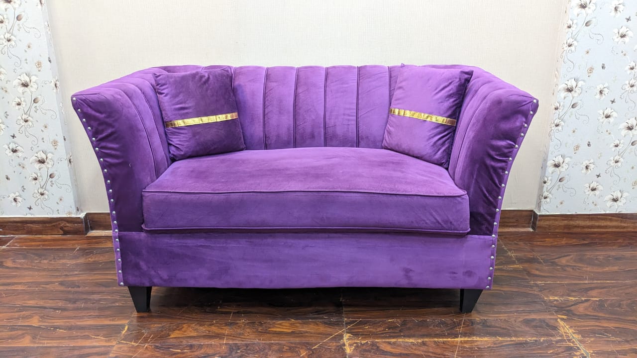 5 Seater Sofa Set with Center Table