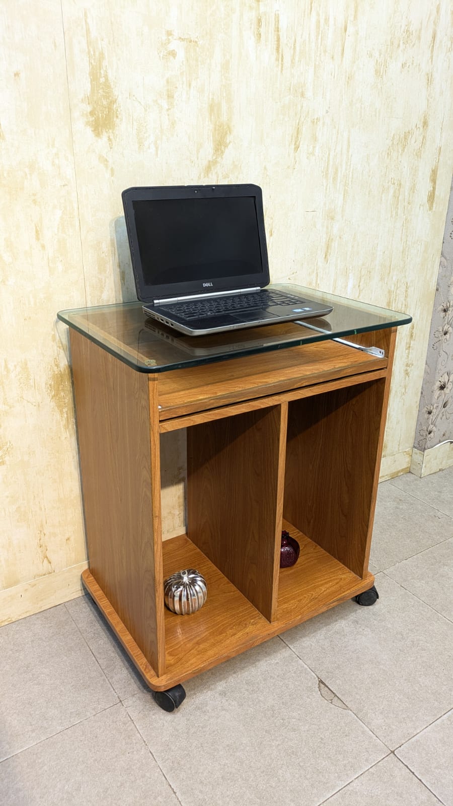 Computer trolley