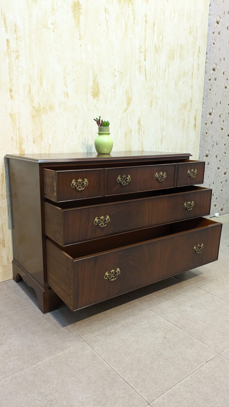 Imported Mahagony Bachelor Chest Of Drawers