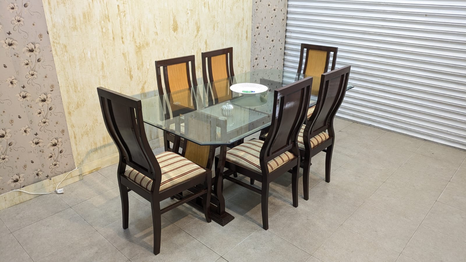 6 Seater Dining Table