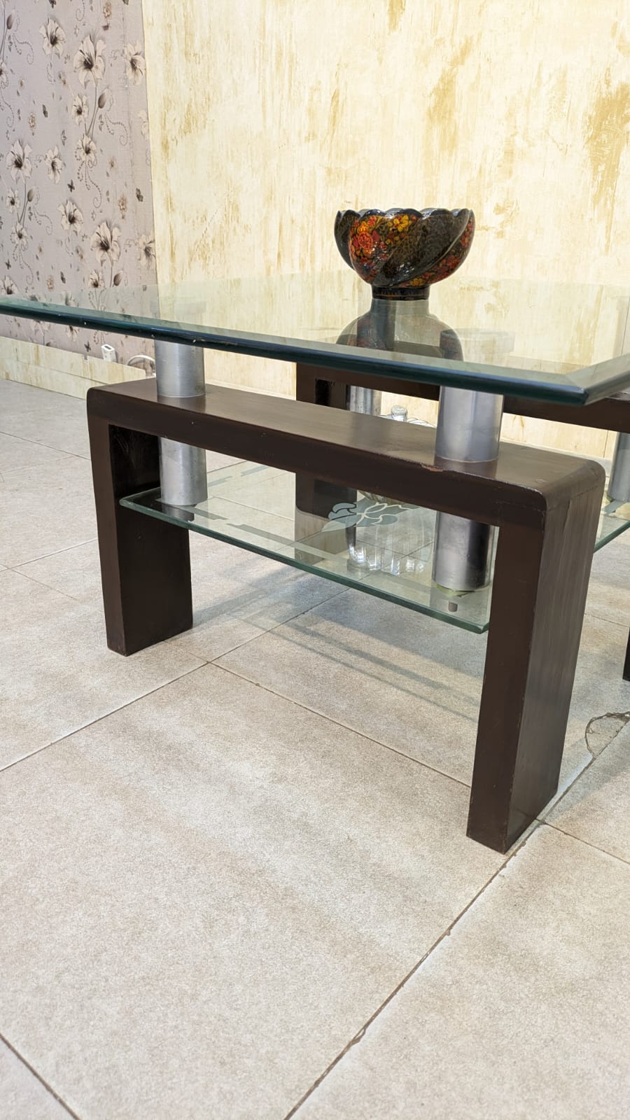 Corner Table