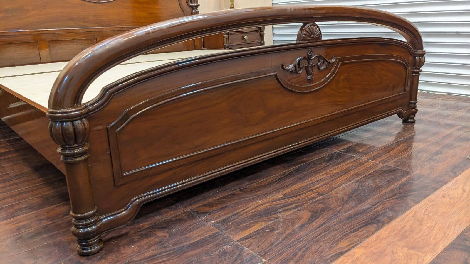 Sheesham Wood King Size Bed with 2 Side Tables