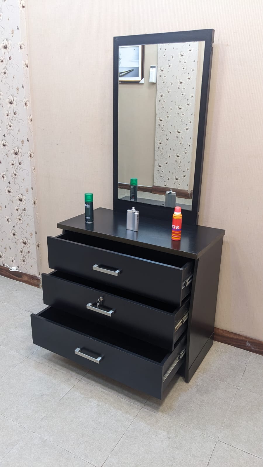 Habitt King Size Bed Set