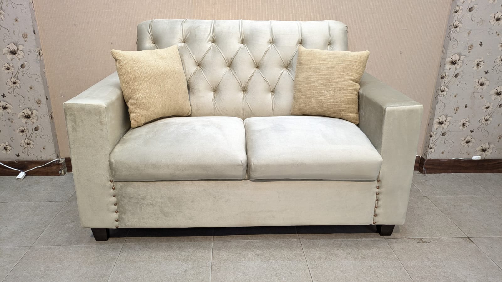 Modern Design 7 Seater Sofa Set