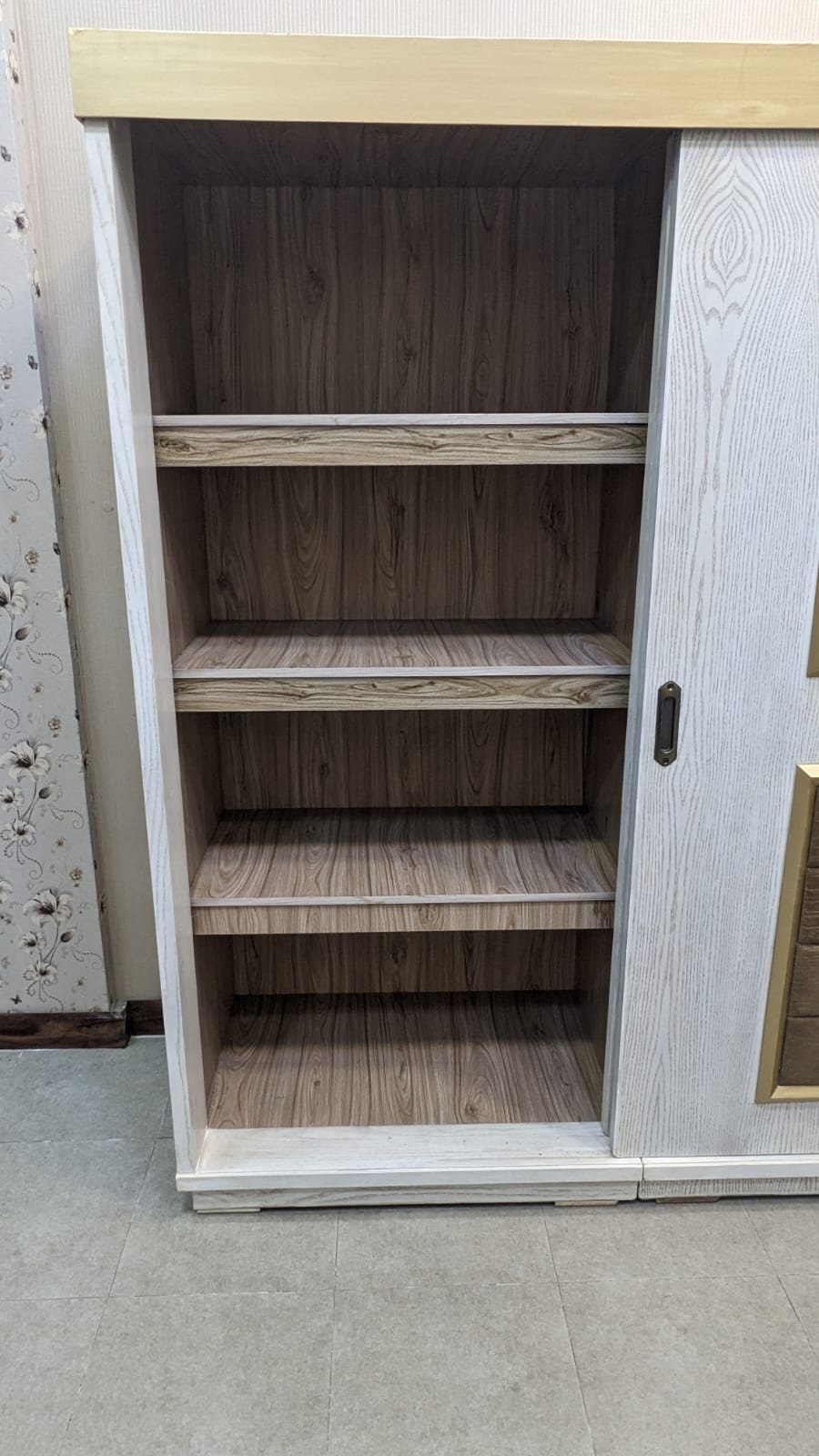 King Size Bedroom Set with Spring Mattress