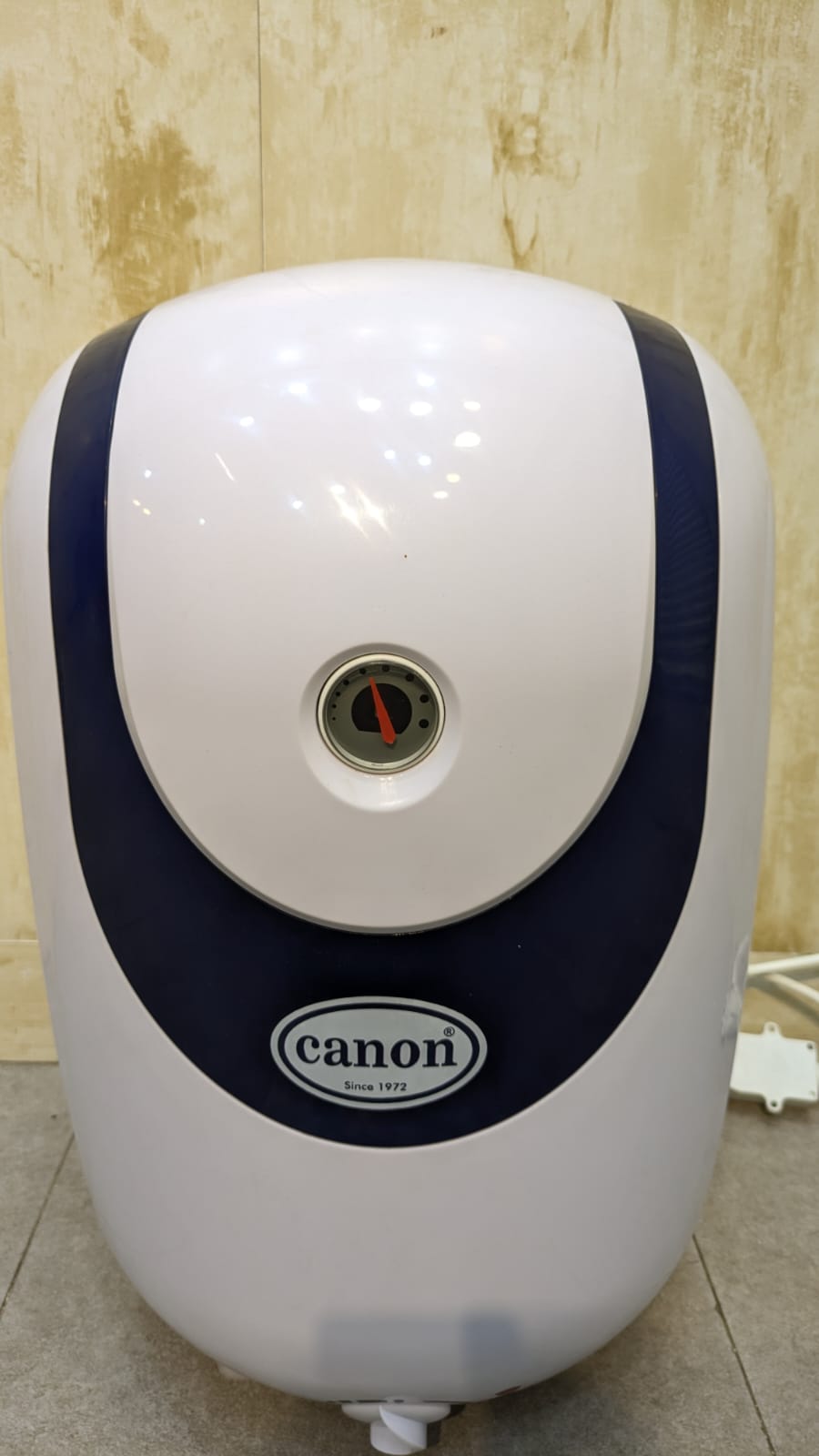 Canon Electric Geyser