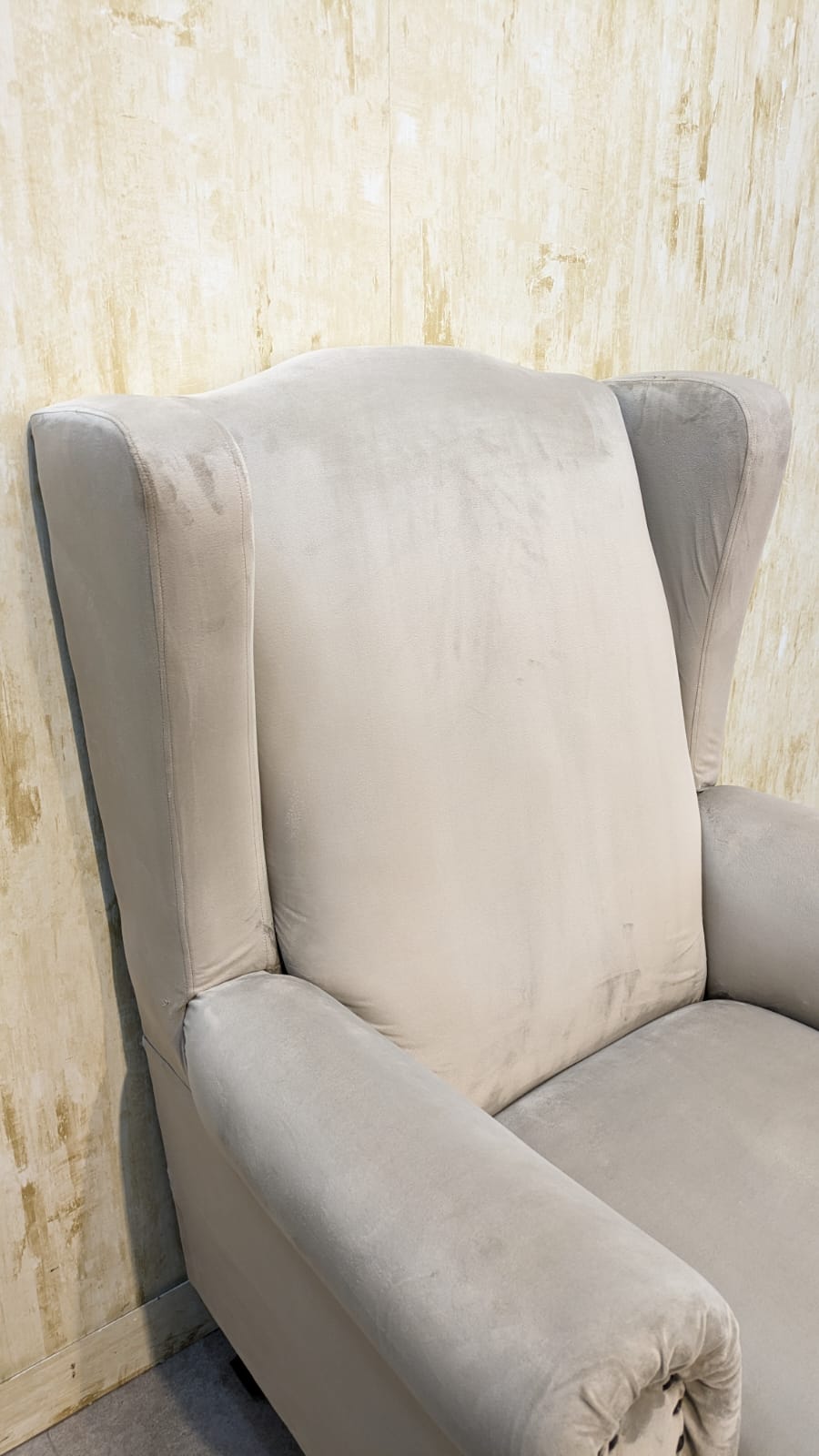 Comfortable 4 Seater Sofa Set