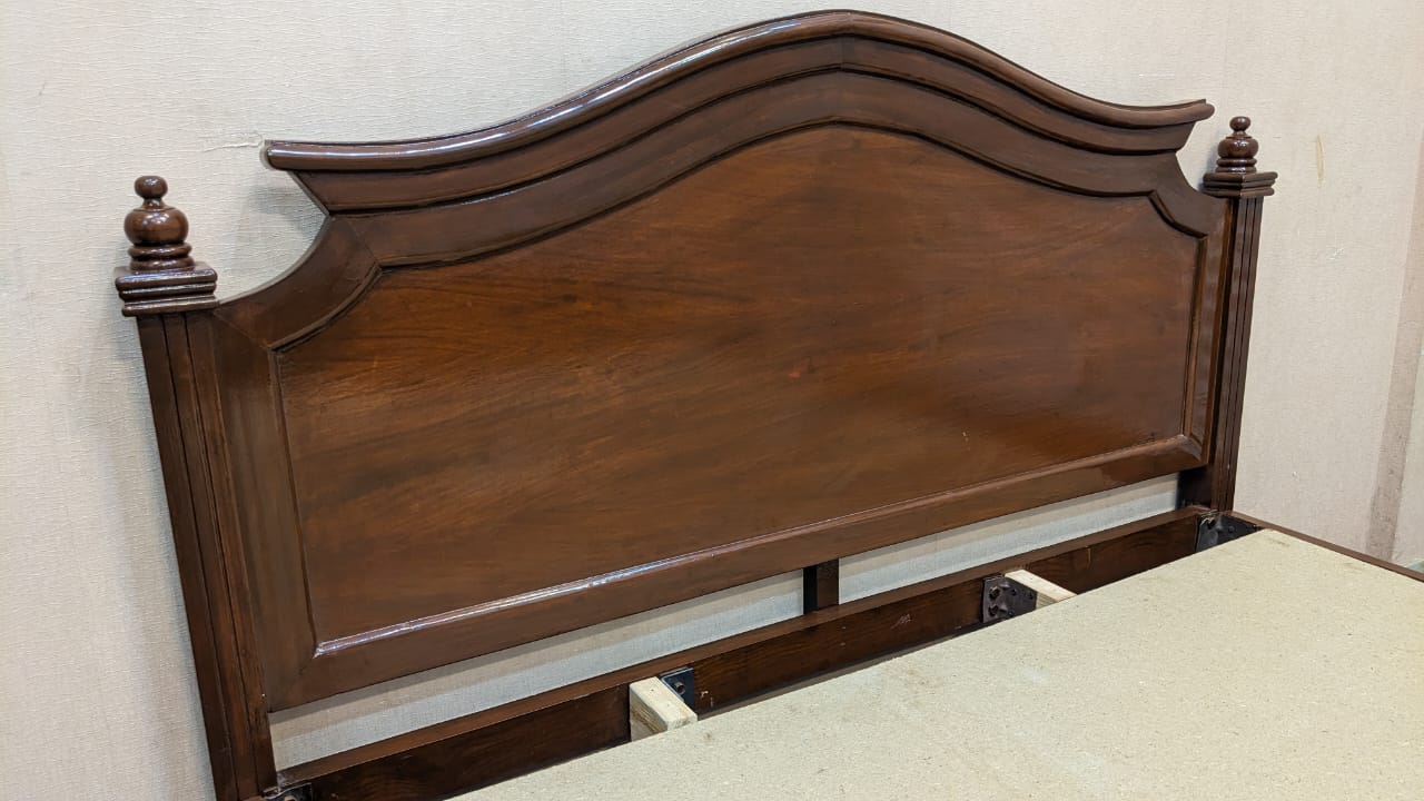Sheesham Wood Queen Size Bed