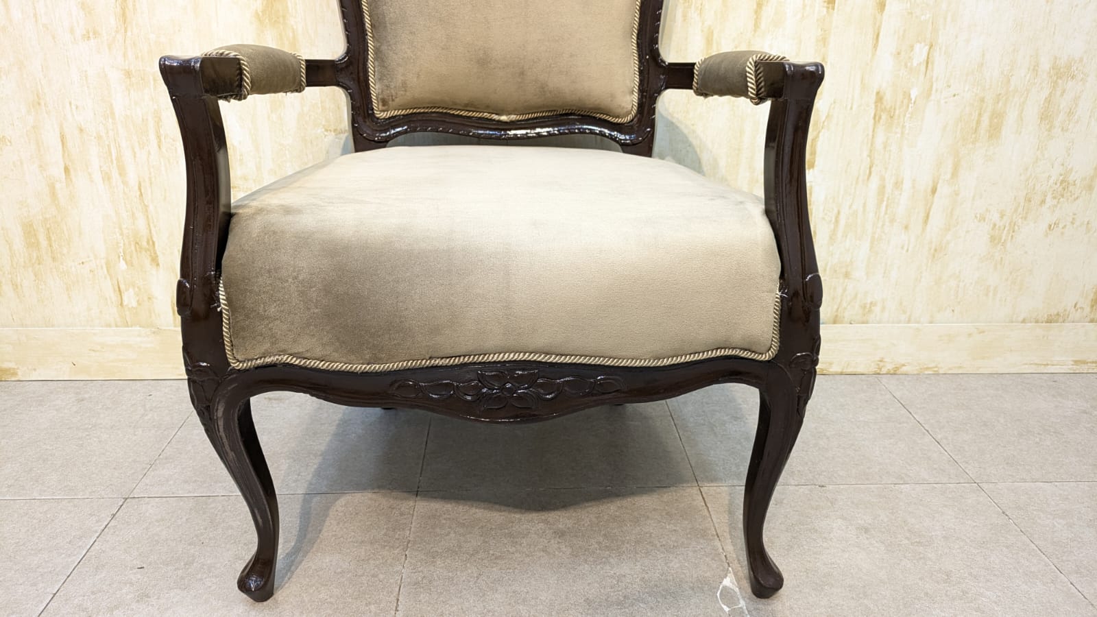 Solid Sheesham Wood Room Chair