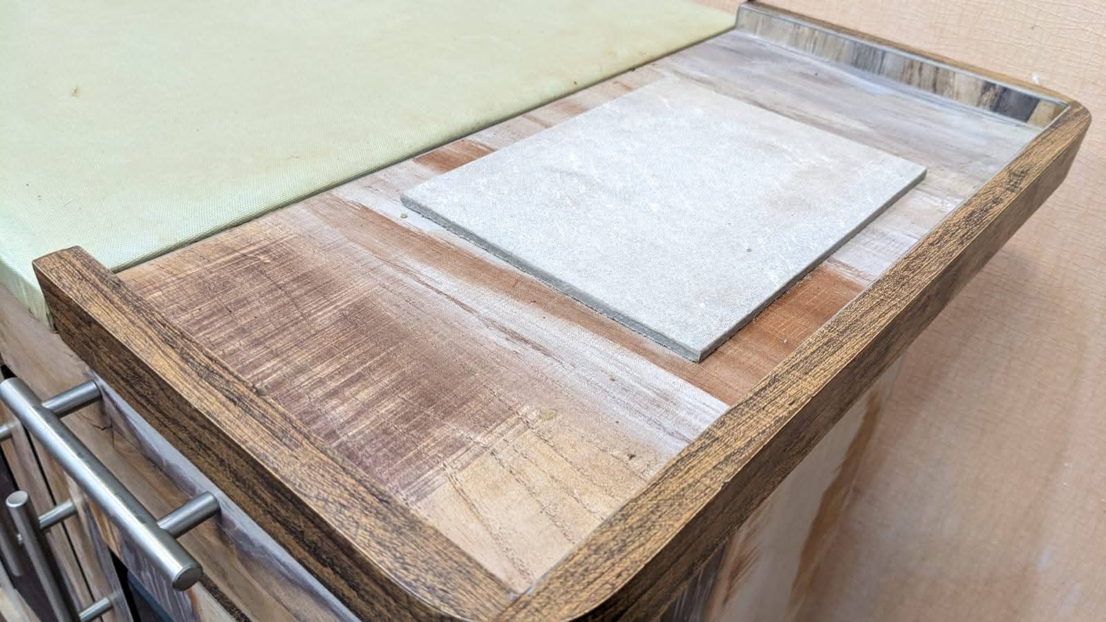 DivineCrafts Brand New Iron Table