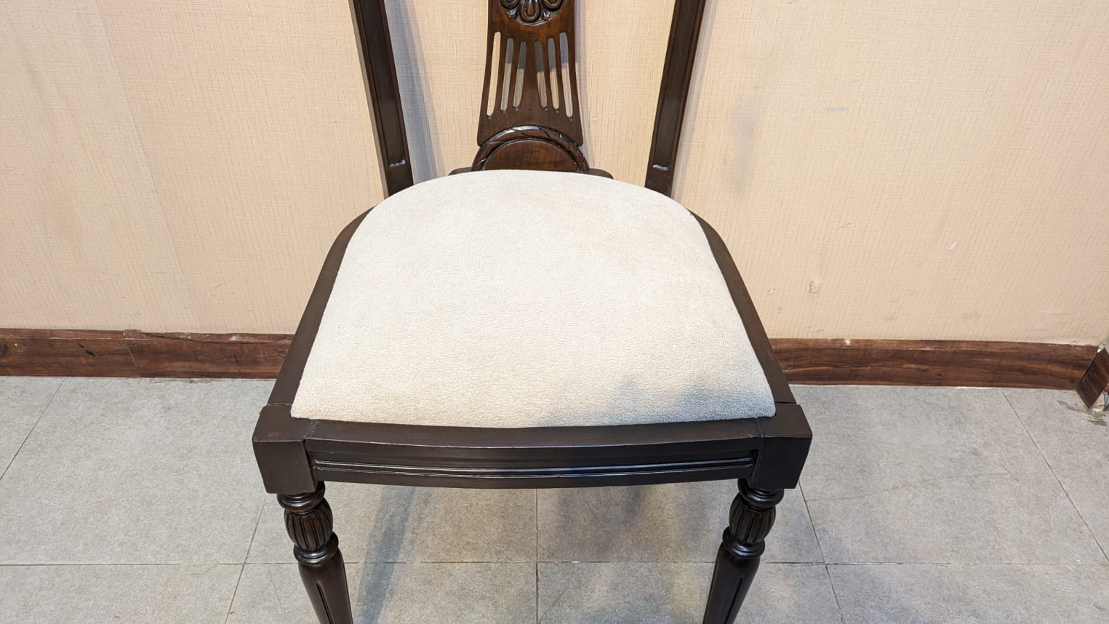 6 Seater Dining Table