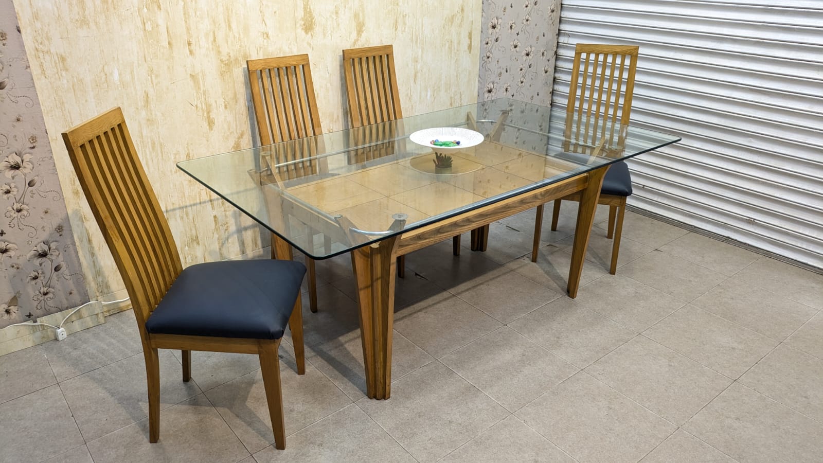 Imported 6 Seater Dining Table