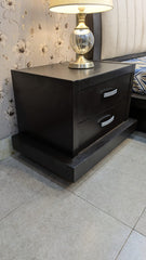King Size Bed With 2 Side Tables