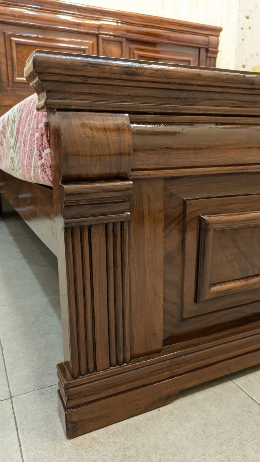 King Size Bed With 2 Side Tables and Mattress