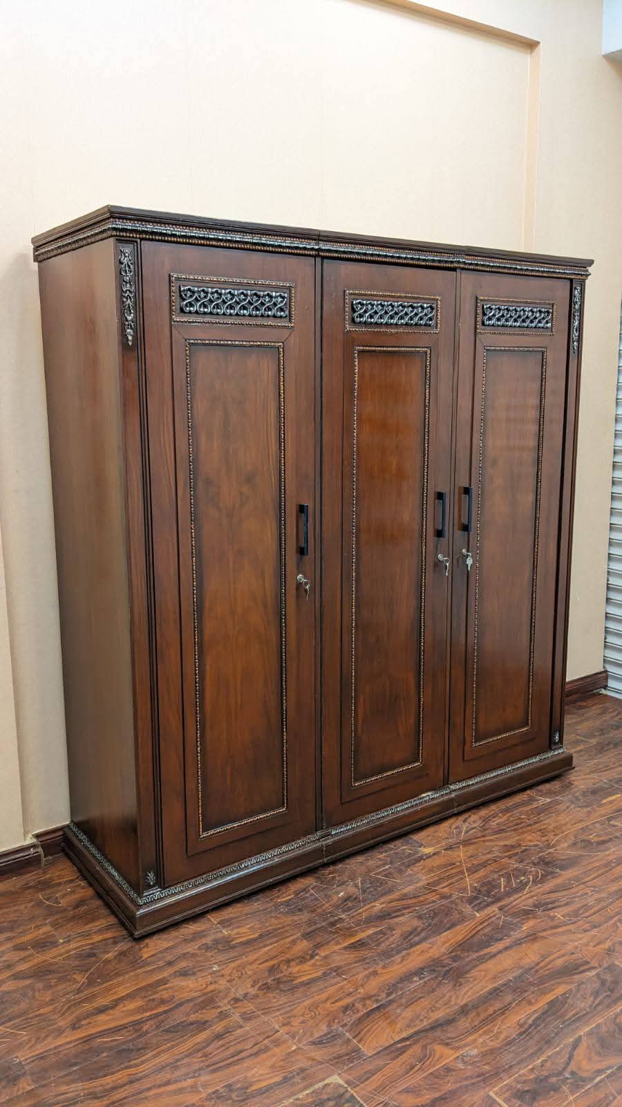 Queen Size Bedroom Set