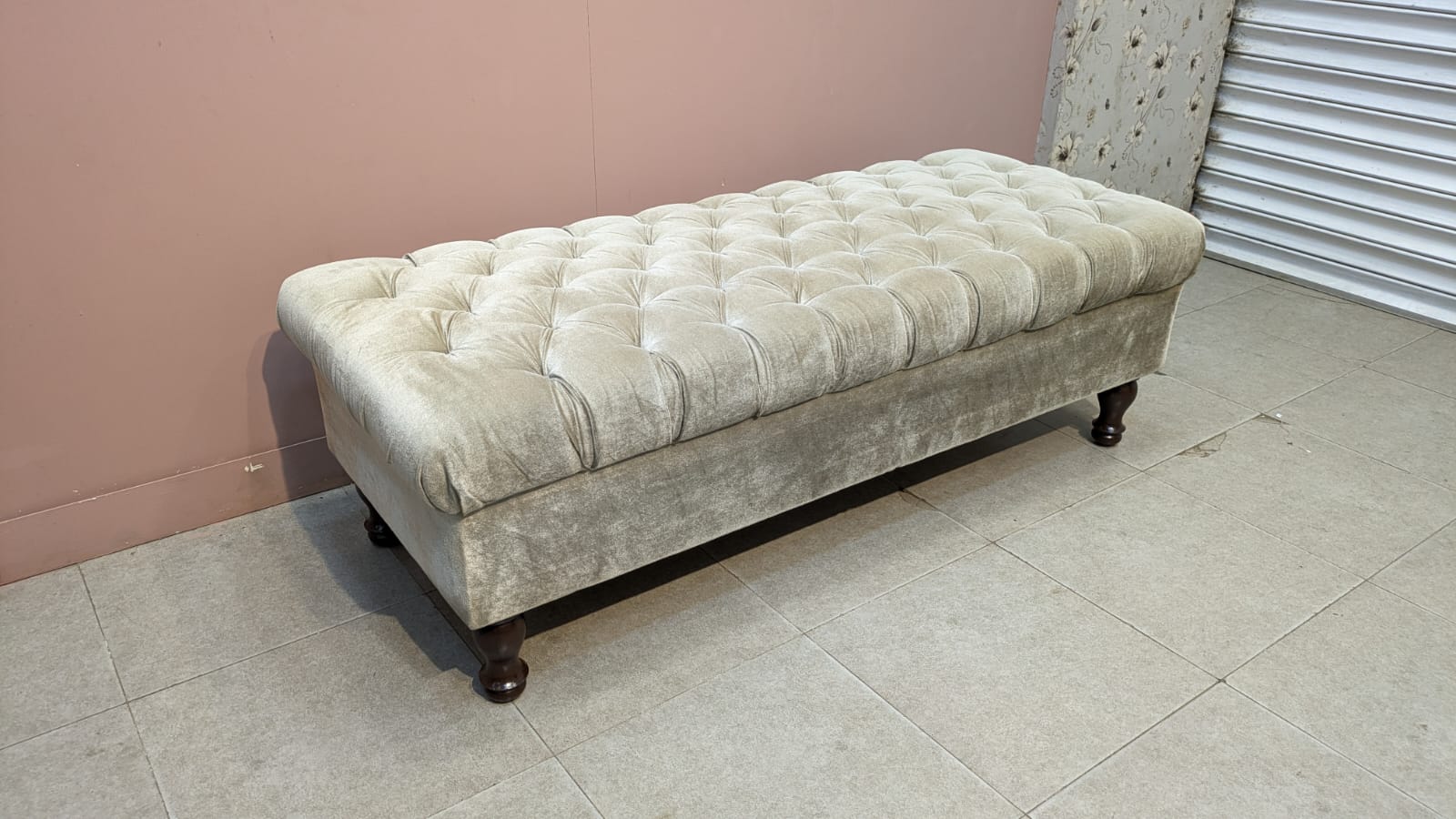 Chesterfield 2.5 Seater Settee