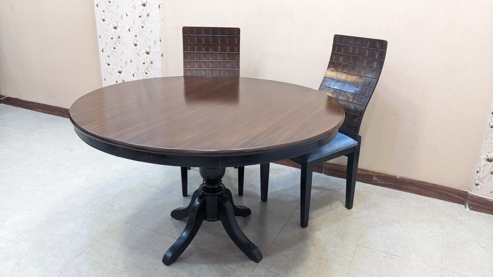 6 Seater Dining Table