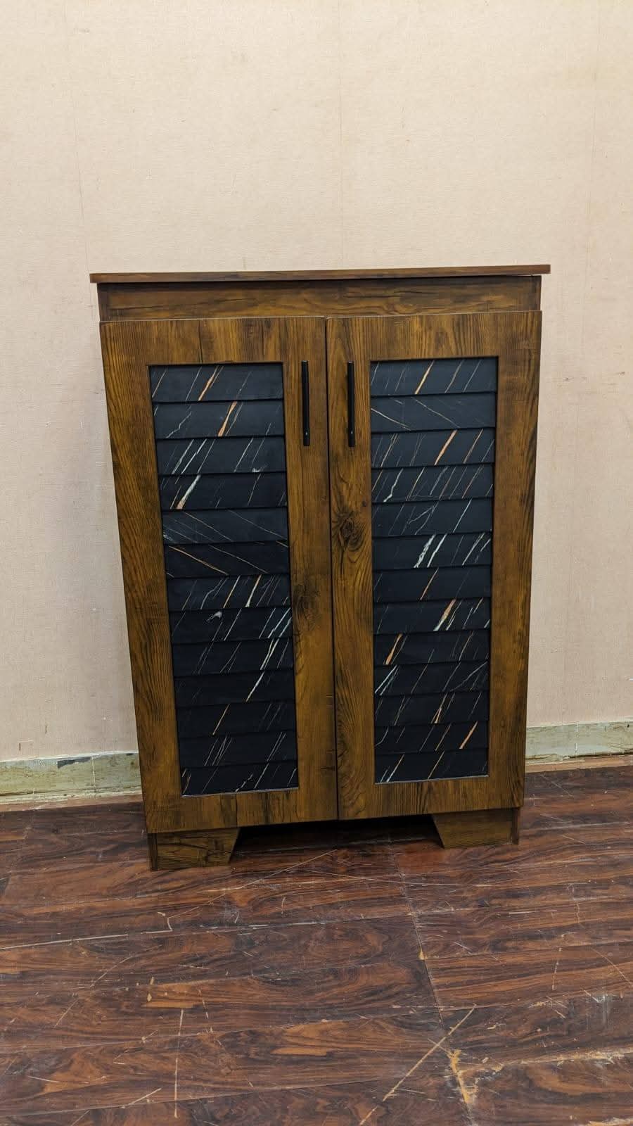 DivineCrafts Brand New Shoe Rack