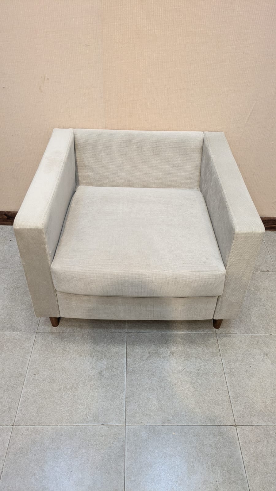 Interwood Anniston Single Seater Sofa