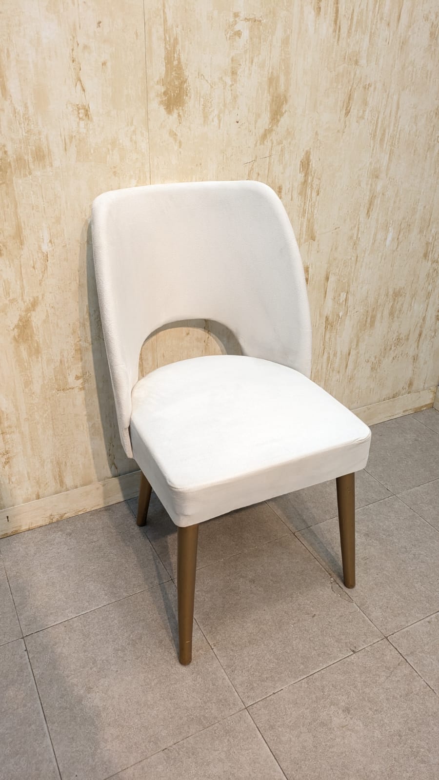 4 Seater Dining Table