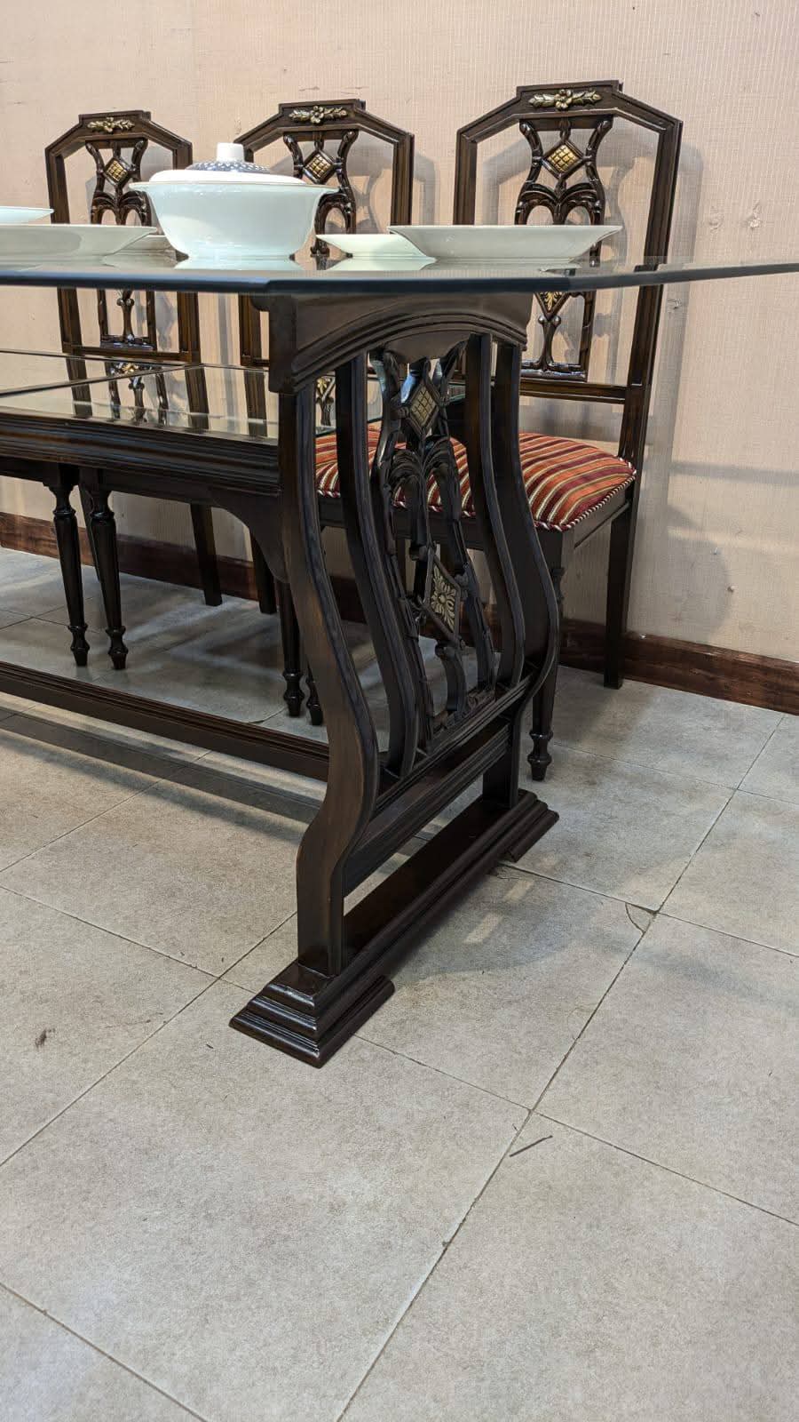 Solid Sheesham Wood 8 Seater Dining Table