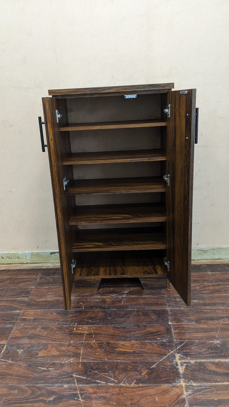DivineCrafts Brand New Shoe Rack