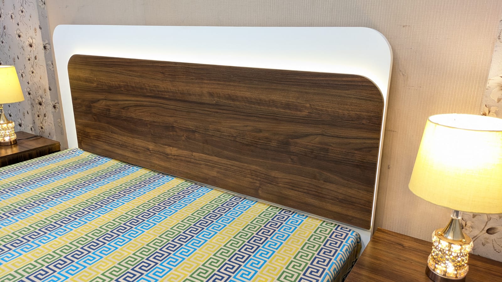 Brand New Noor Design Bed Set