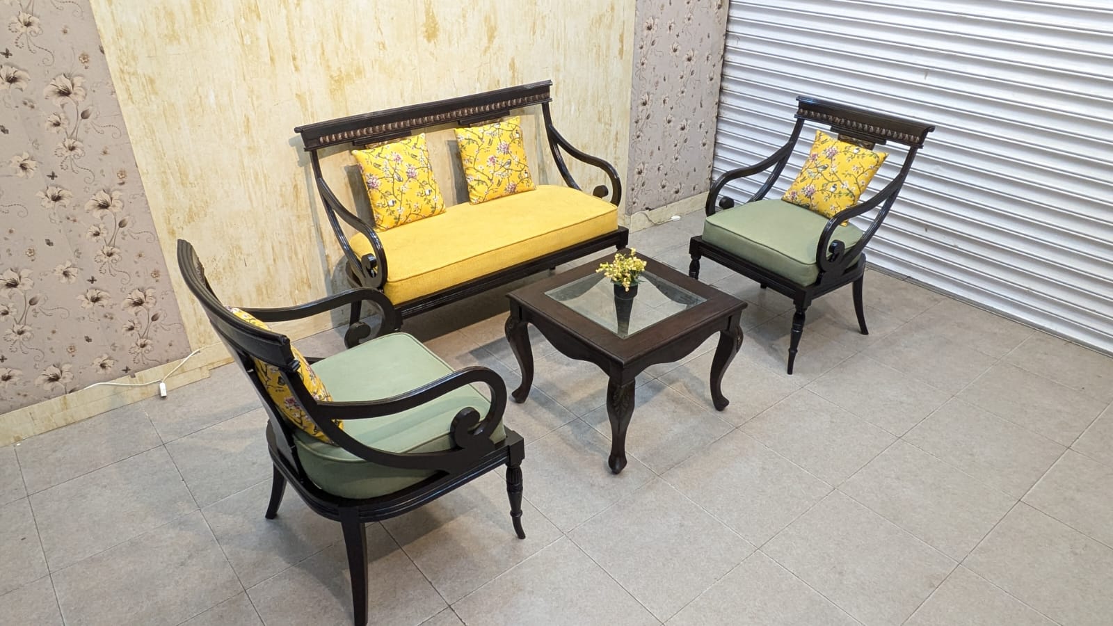 4 Seater Sofa Set