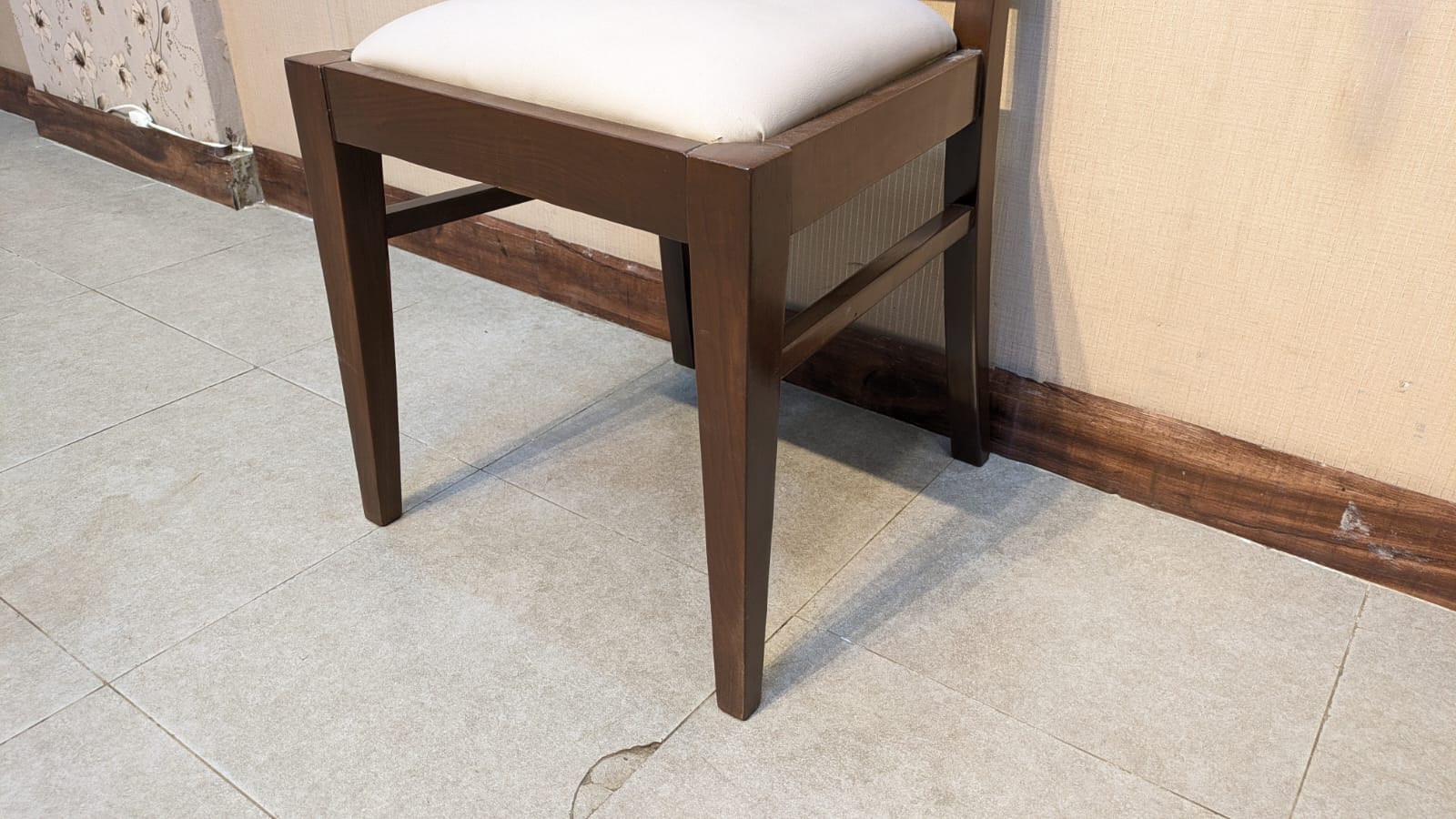 6 Seater Dining Table