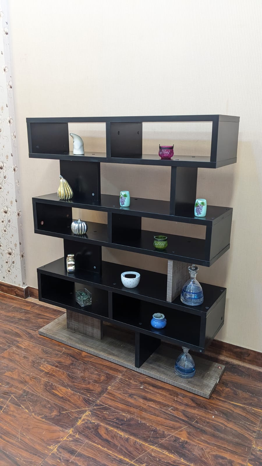 ✨ Imported ✨ Display Shelf